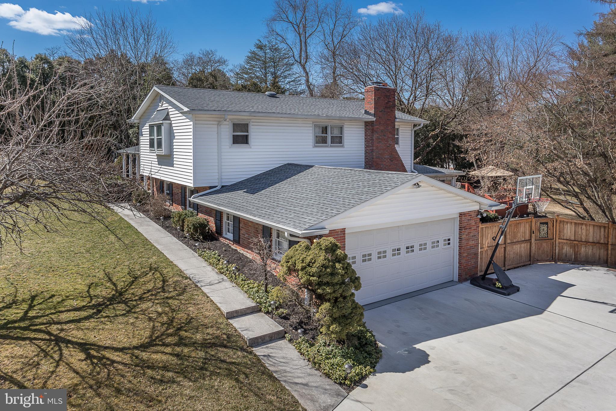 2402 Pot Spring Road Lutherville-Timonium, MD 21093 - Photo 3 of 41 2- Car Garage