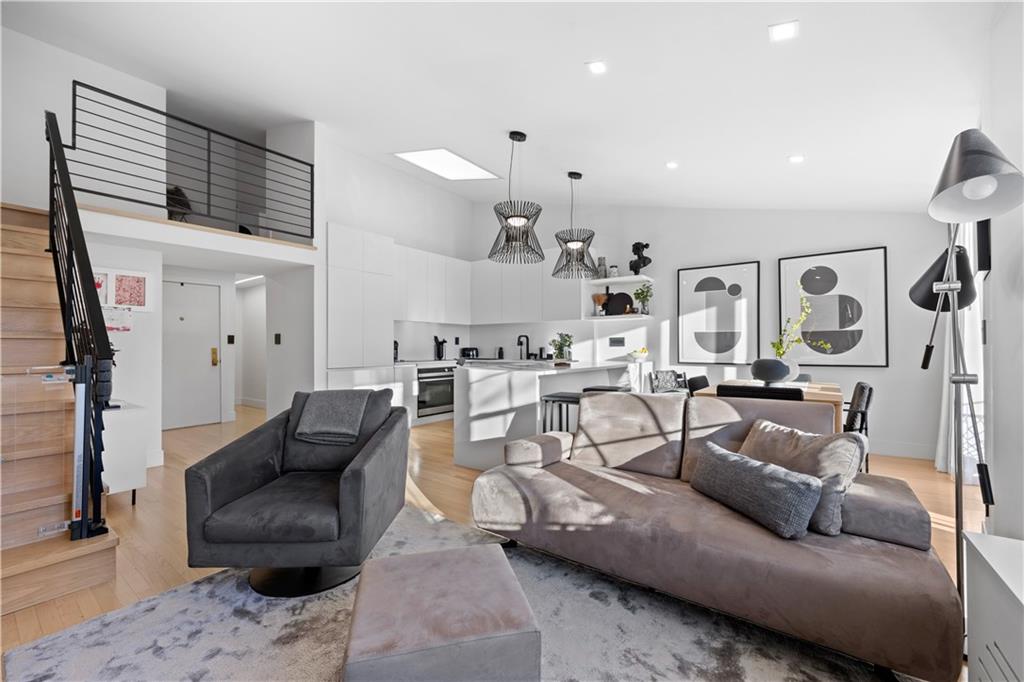 9985 Shore Road, Unit 14E Brooklyn, NY 11209 - Photo 6 of 29 Gallery Image 6