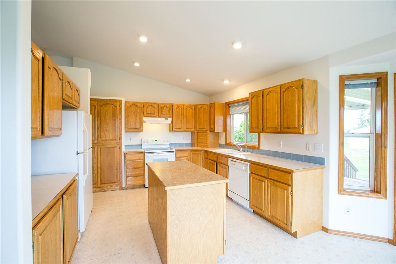 2021 West Strong Road Spokane, WA 99208 - Photo 8 of 20