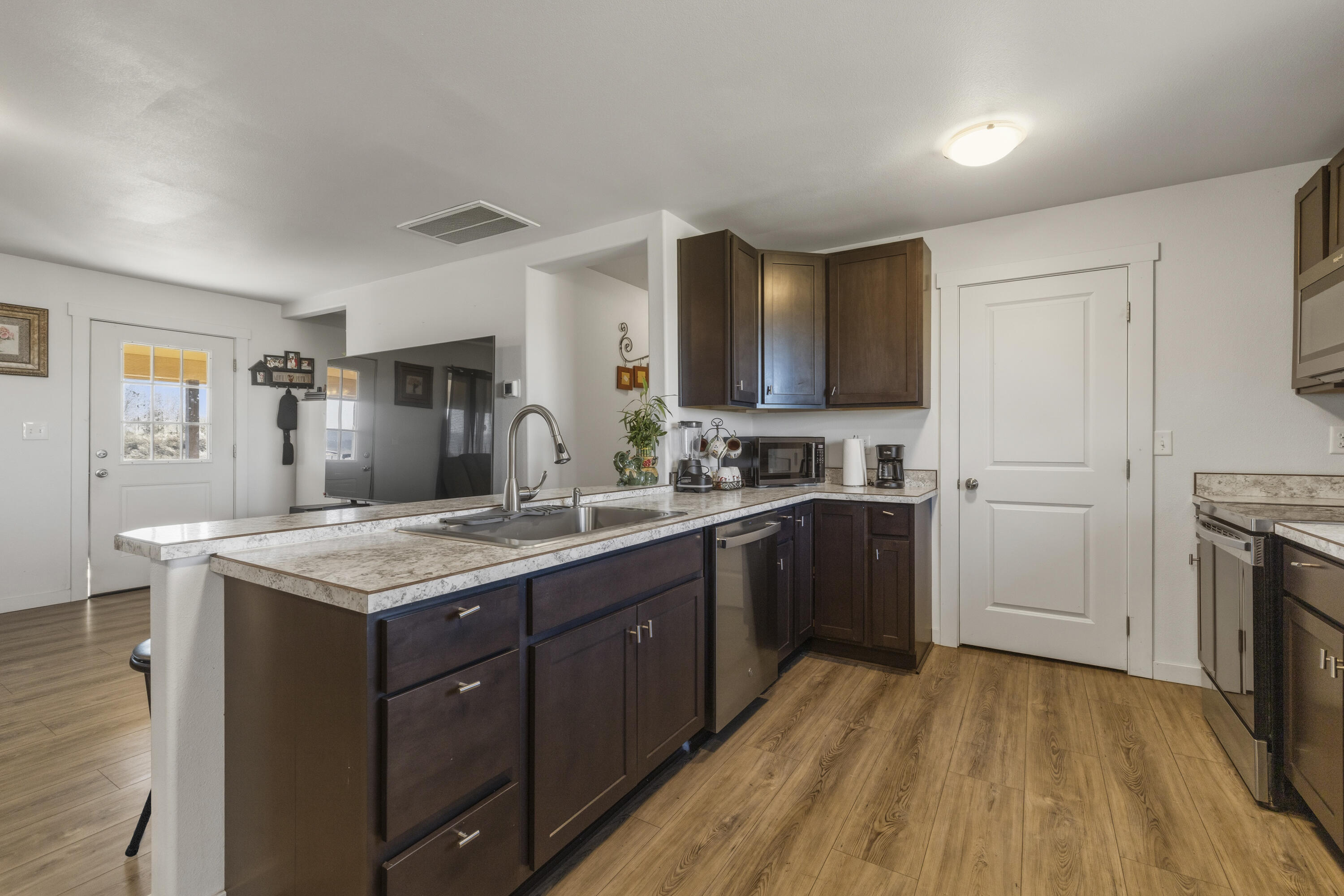 23810 Gaines Road Merrill, OR 97633 - Photo 8 of 28 23810GainesRd-26