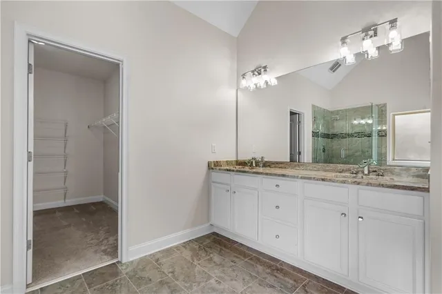 a view of walk in closet