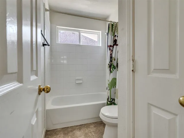 $719,000 | 3902 Breaux Bridge Lane, Sugar Land, TX 77479