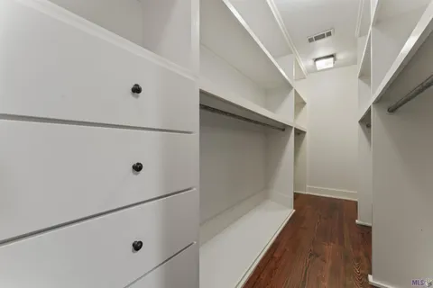 $975,000 | 2 Stone's Throw Drive, Baton Rouge, LA 70809