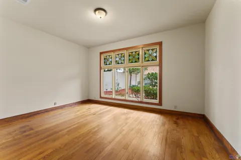 $975,000 | 2 Stone's Throw Drive, Baton Rouge, LA 70809