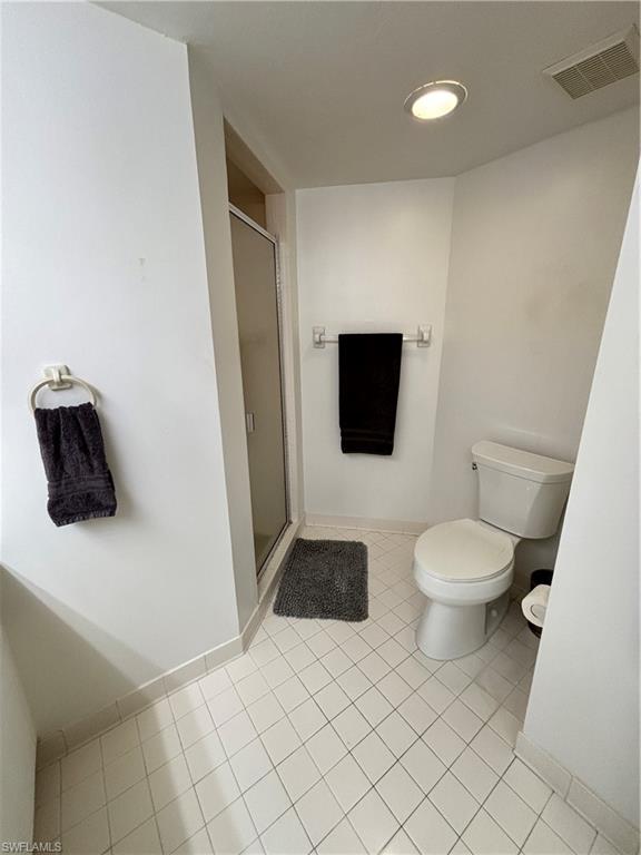 2103 Tama Circle, Unit 101 Naples, FL 34112 - Photo 17 of 37