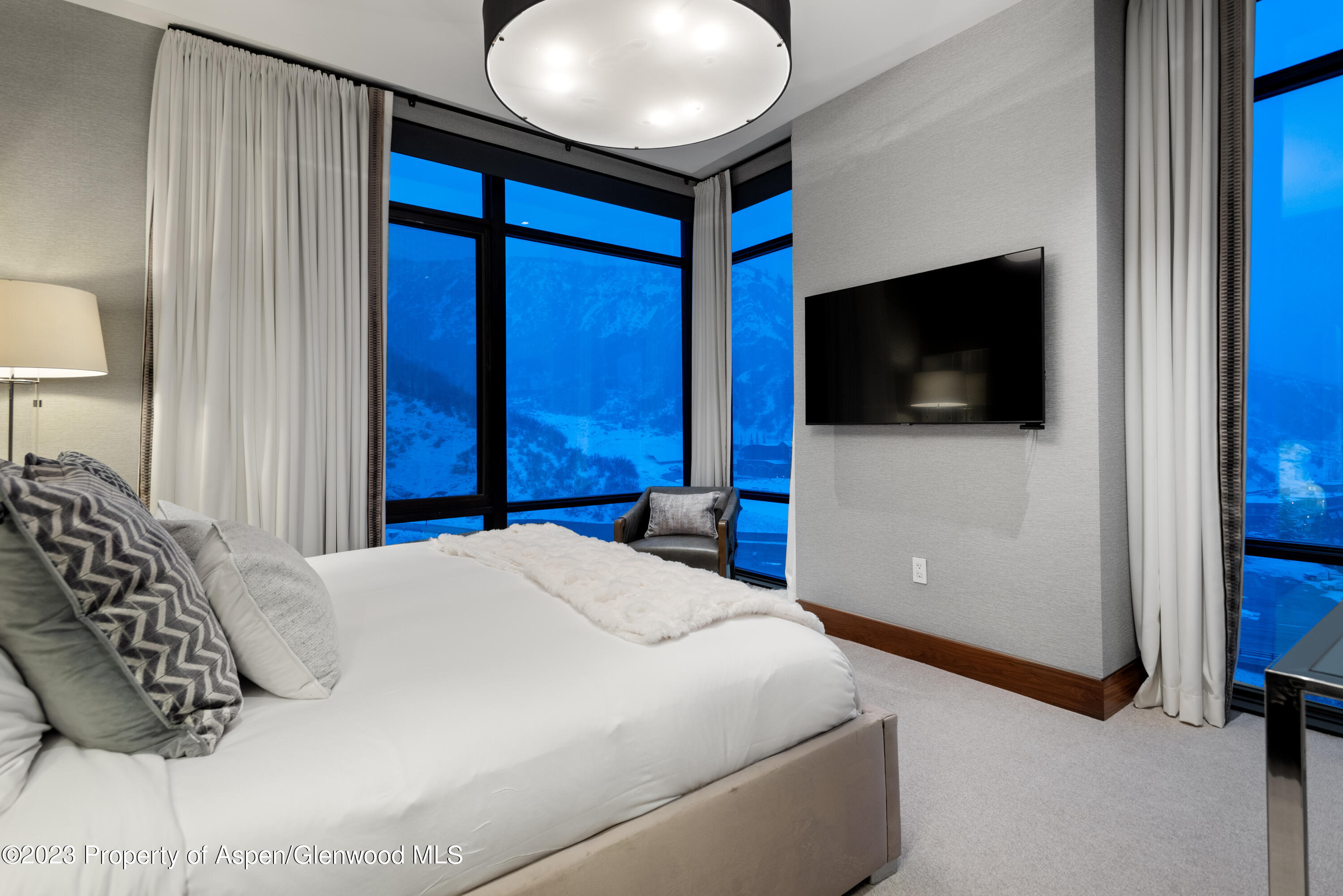 77 Wood Road, Unit 601E Snowmass Village, CO 81615 - Photo 22 of 35 OneSmassE601_HiRes23042026