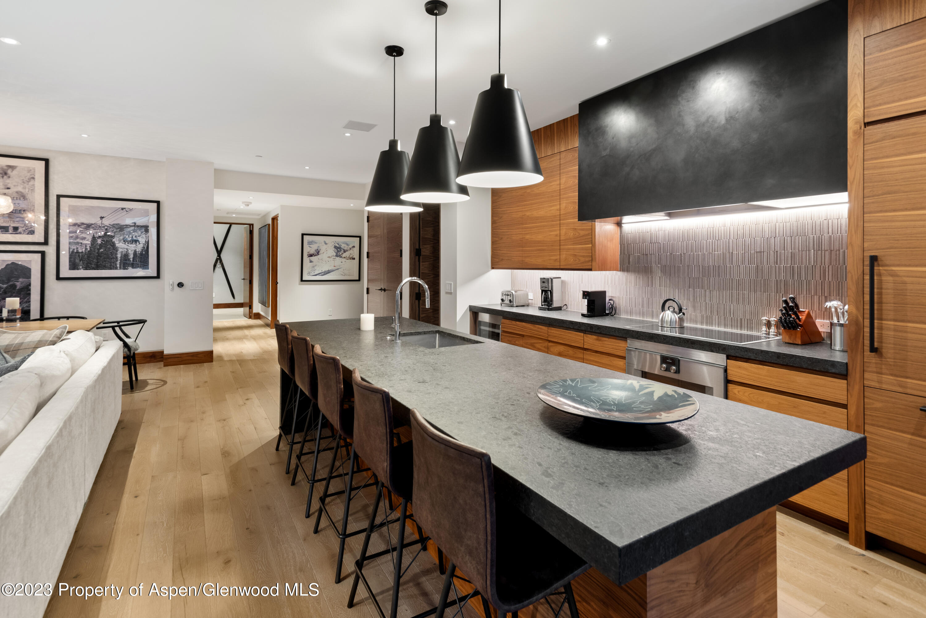 77 Wood Road, Unit 601E Snowmass Village, CO 81615 - Photo 7 of 35 OneSmassE601_HiRes23042019