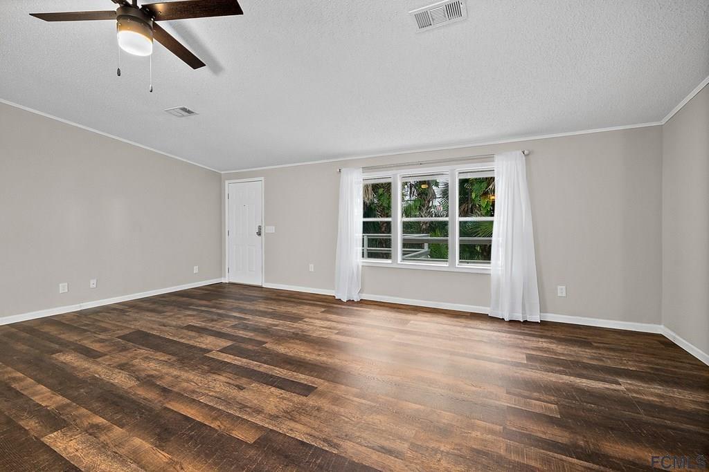 213 3rd Street North Flagler Beach, FL 32136 - Photo 4 of 30