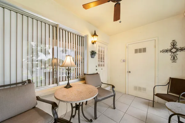 $1,550 | 417 Pine Glen Lane, Unit D2, Greenacres, FL 33463