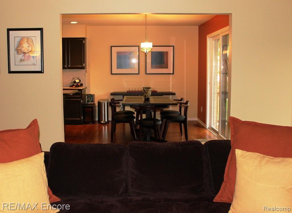 315 Rose Brier Drive Rochester Hills, MI 48309 - Photo 18 of 68