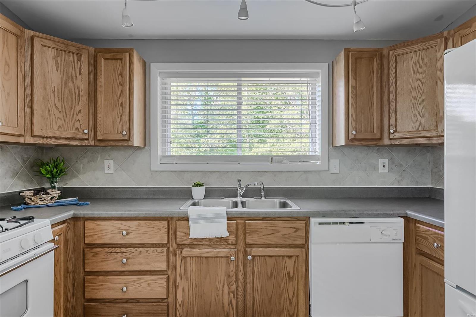 1090 Groby Road St. Louis, MO 63130 - Photo 14 of 35 Gallery Image 14