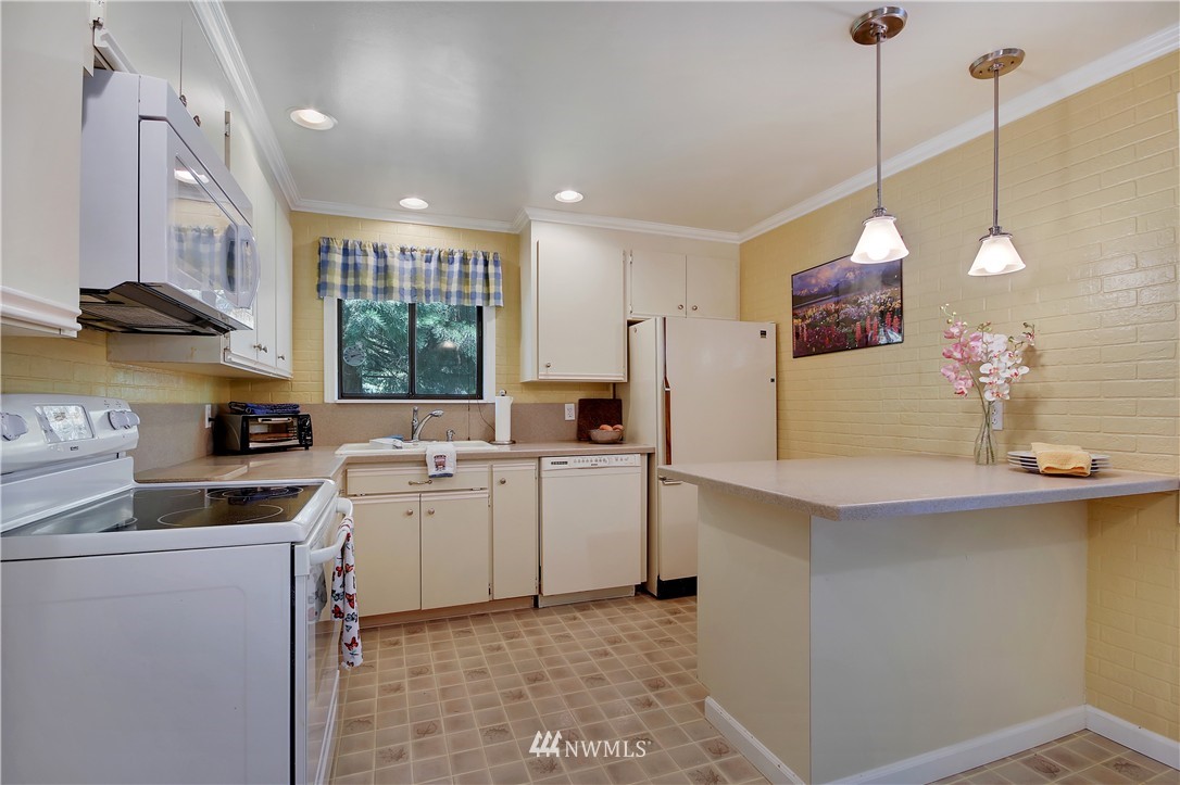 15859 Southeast 116th Street Renton, WA 98059 - Photo 19 of 25