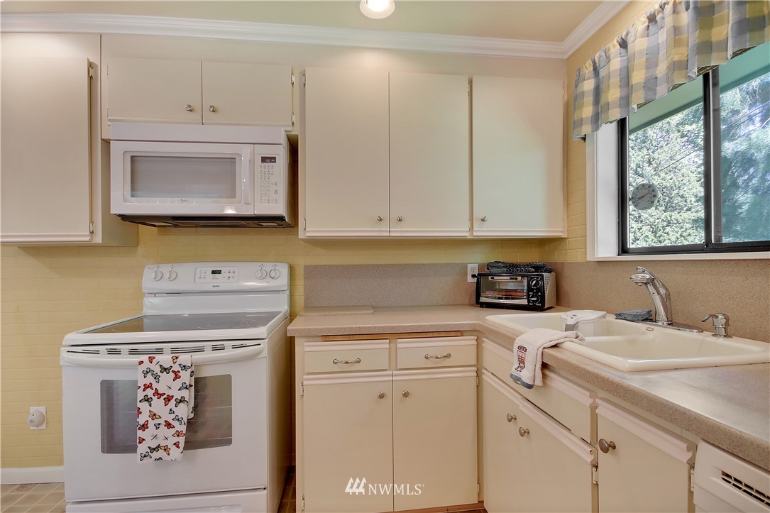 15859 Southeast 116th Street Renton, WA 98059 - Photo 21 of 25