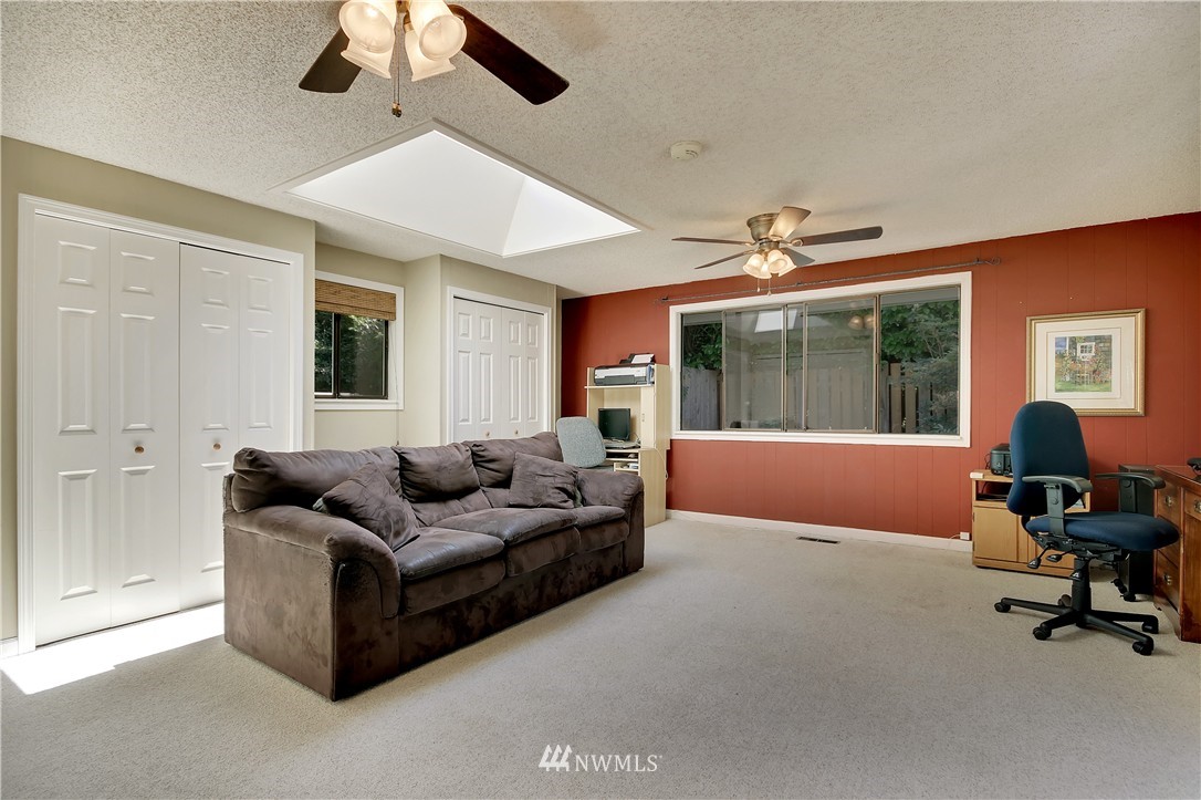 15859 Southeast 116th Street Renton, WA 98059 - Photo 23 of 25