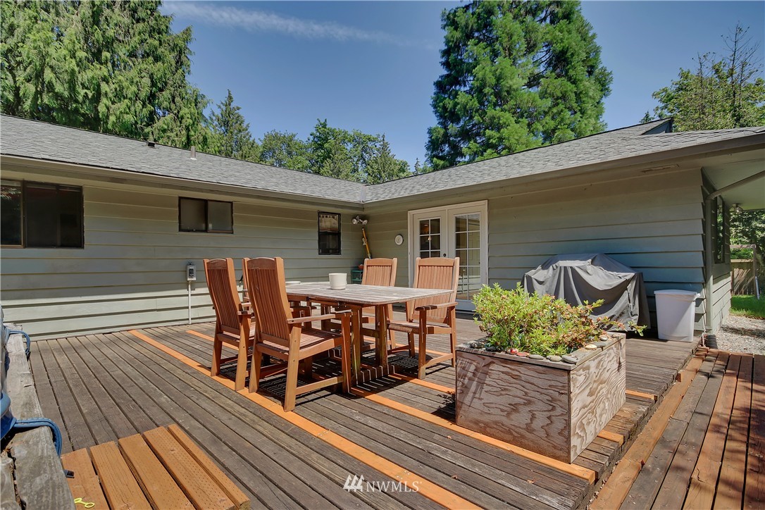 15859 Southeast 116th Street Renton, WA 98059 - Photo 5 of 25