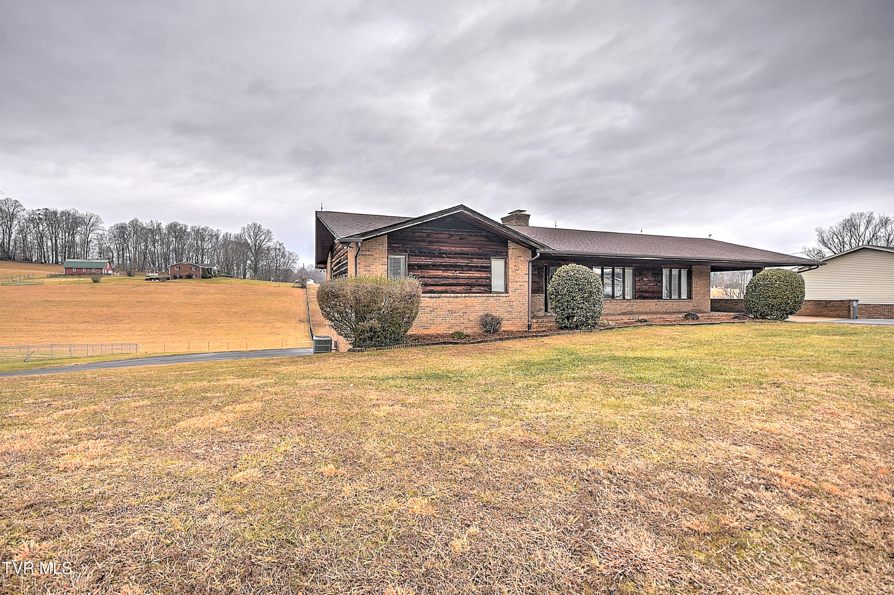 1902 Rock Springs Road Kingsport, TN 37664 - Photo 1 of 76 1902 Rock Springs GC