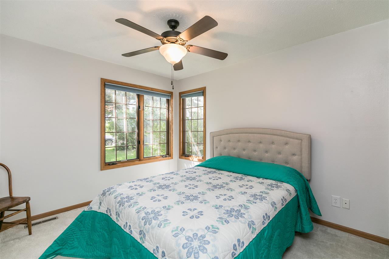 1942 Meadow Ridge Lane Iowa City, IA 52245 - Photo 30 of 50 Gallery Image 30