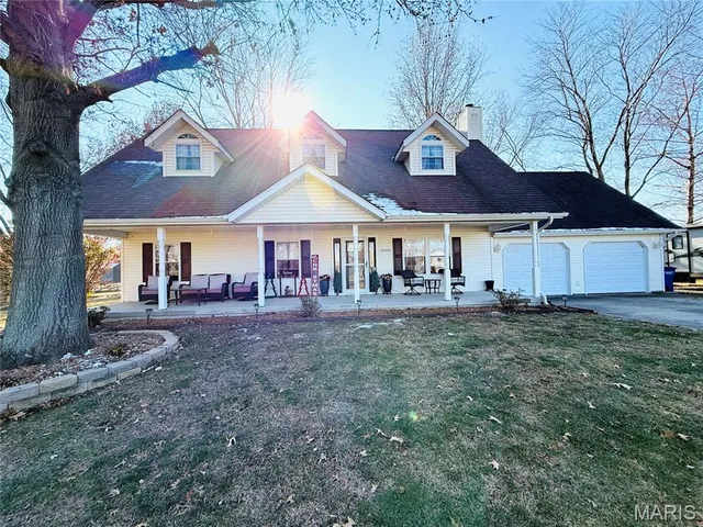 $250,000 | 4000 Apache Circle, Pinckneyville, IL 62274