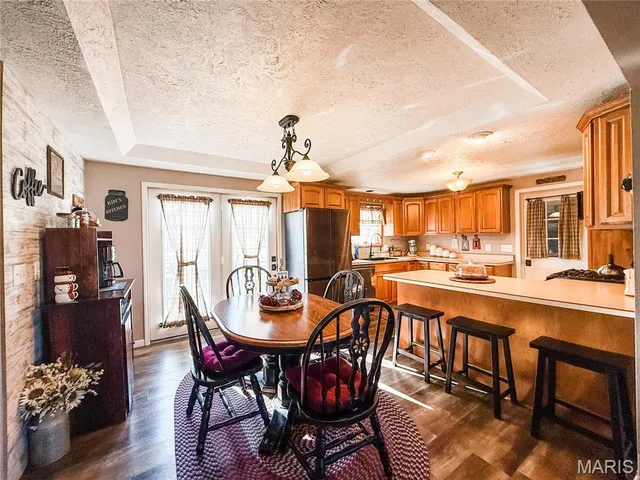 $250,000 | 4000 Apache Circle, Pinckneyville, IL 62274