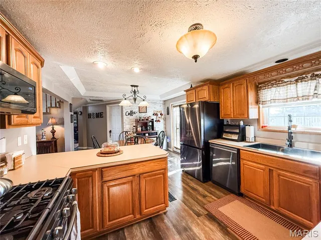 $250,000 | 4000 Apache Circle, Pinckneyville, IL 62274