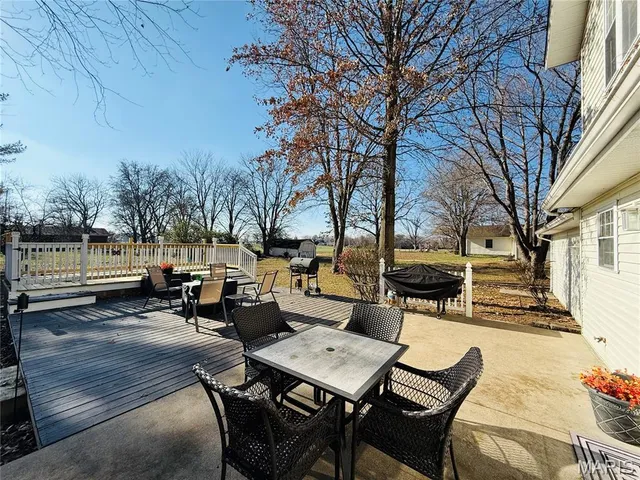 $250,000 | 4000 Apache Circle, Pinckneyville, IL 62274