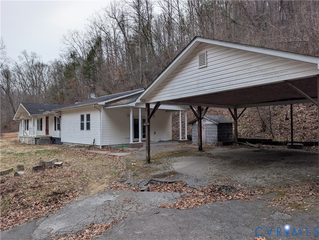 1149 Woodcrest Road Hurley, VA 24620 - Photo 30 of 32 a house with a outdoor space