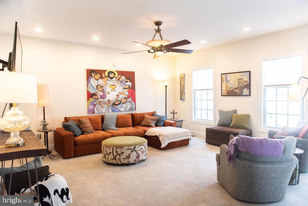 565 Sand Hill Road Hershey, PA 17033 - Photo 2 of 27 a living room with furniture and a window