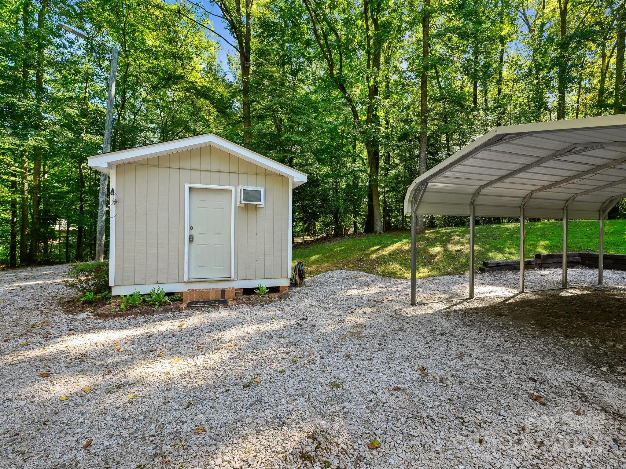 6006 Davis Road Waxhaw, NC 28173 - Photo 22 of 28 Gallery Image 22