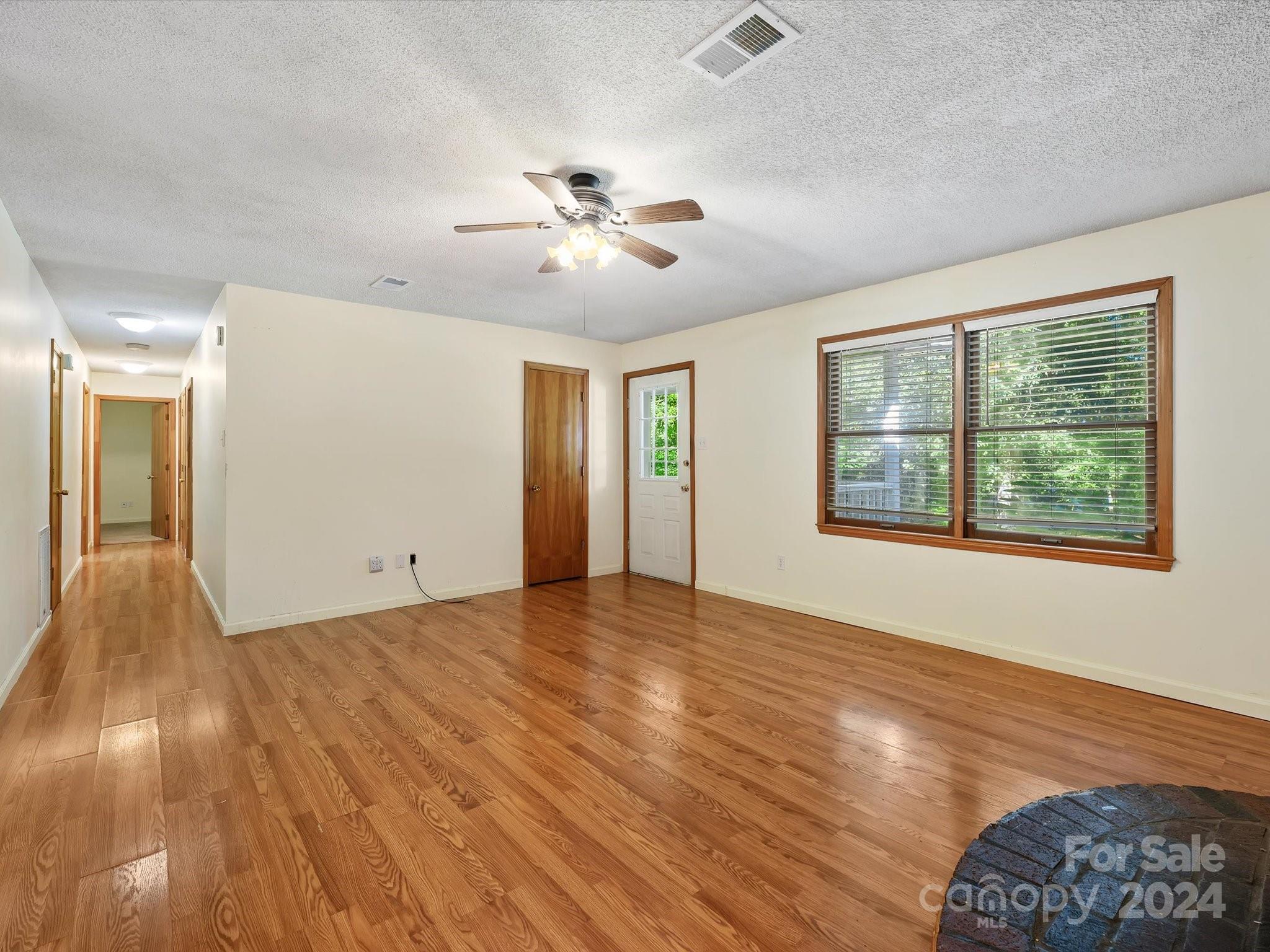 6006 Davis Road Waxhaw, NC 28173 - Photo 7 of 28 Gallery Image 7