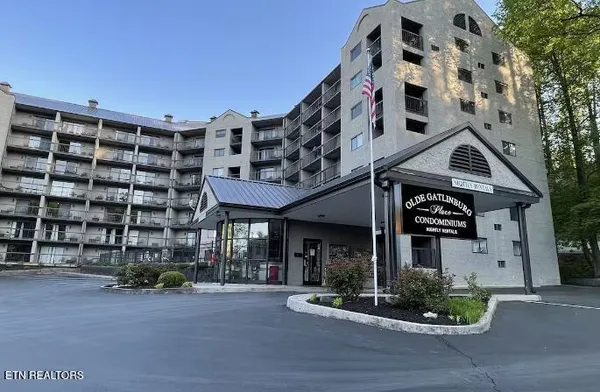 $314,999 | 306 Baskins Creek Road, Unit 3A, Gatlinburg, TN 37738
