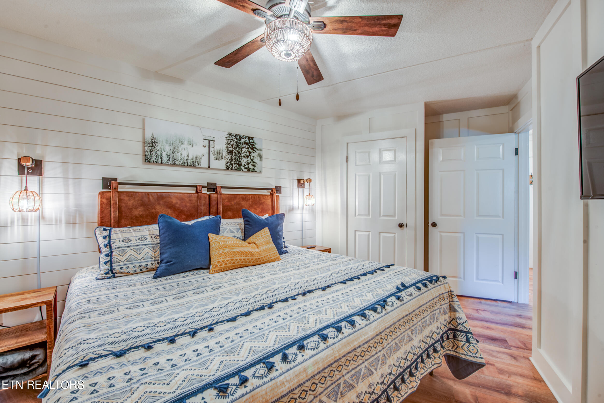 306 Baskins Creek Road, Unit 3A Gatlinburg, TN 37738 - Photo 5 of 17 DSC_2055_6_7