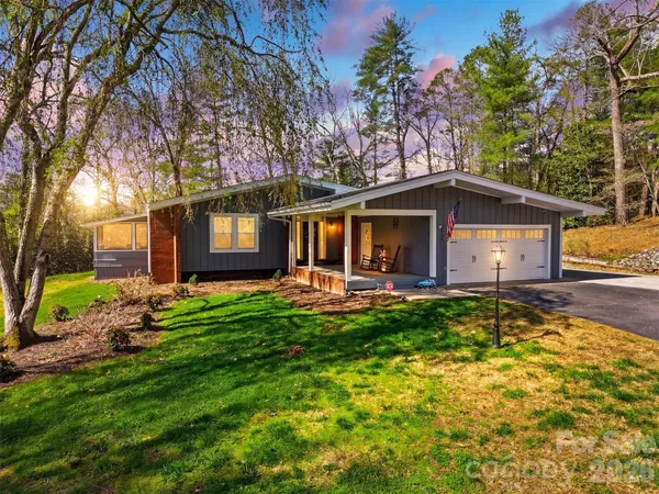 $539,900 | 1300 Laurel Street Northeast, Valdese, NC 28690