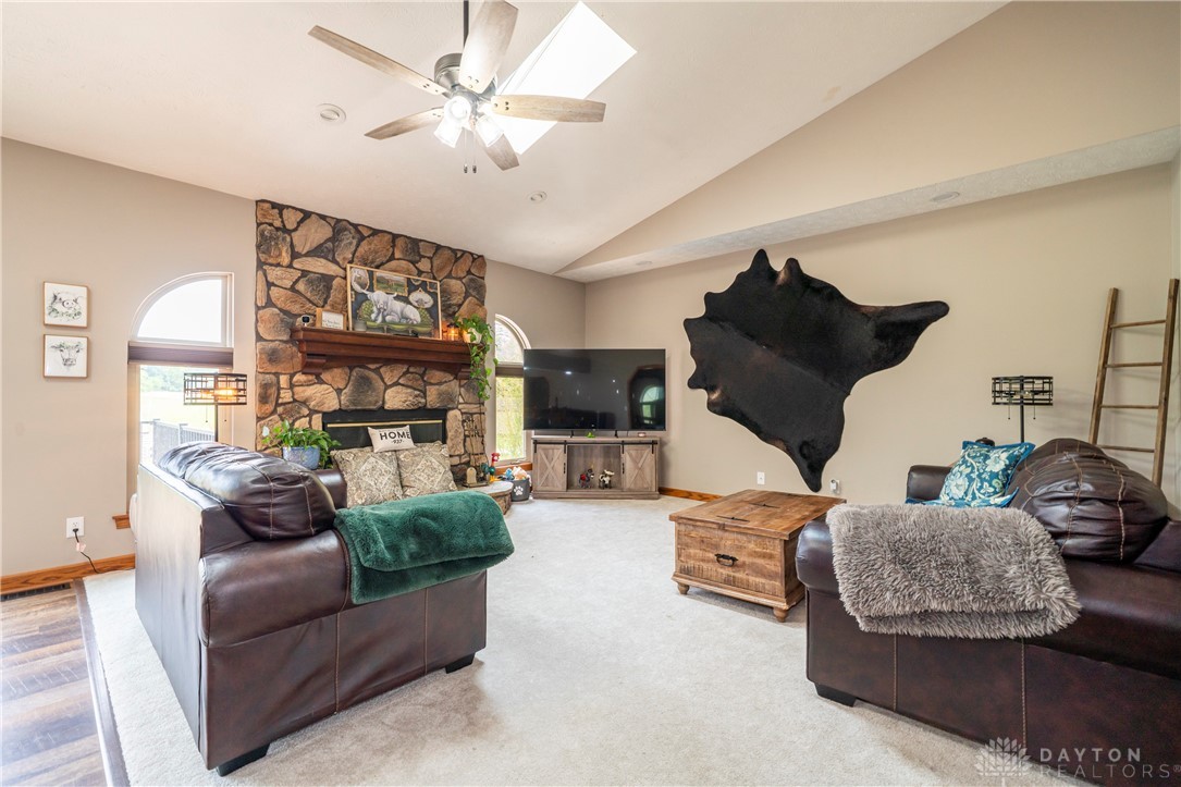 5152 South Tecumseh Road Springfield, OH 45502 - Photo 8 of 100