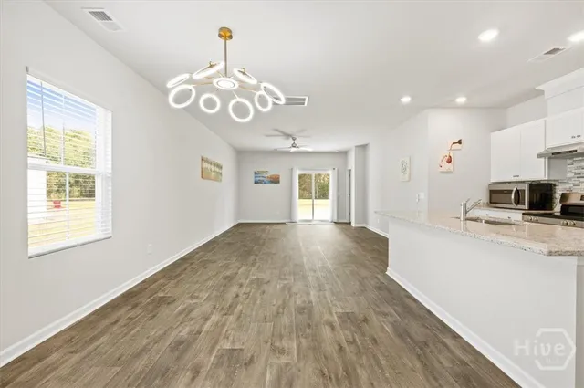 $2,850 | 142 Bottlebrush Drive, Bloomingdale, GA 31302