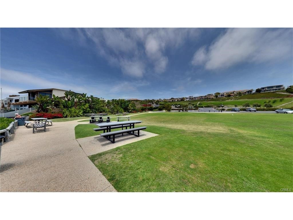 33525 Sextant Dana Point, CA 92629 - Photo 44 of 51 Private bluff-front park