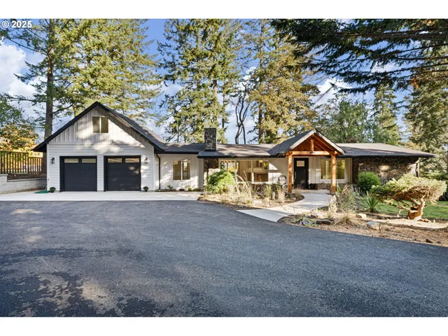 $789,900 | 79579 Abbott Lane, Cottage Grove, OR 97424