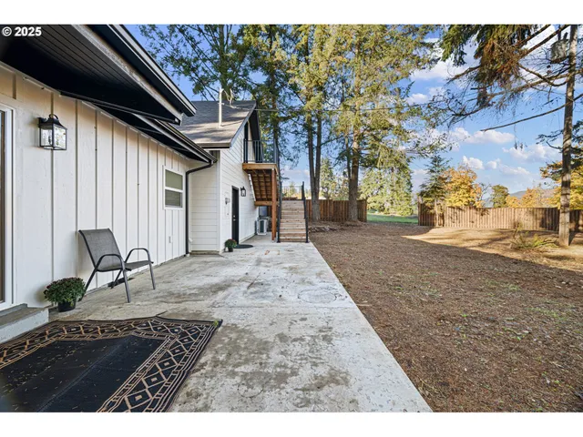 $789,900 | 79579 Abbott Lane, Cottage Grove, OR 97424