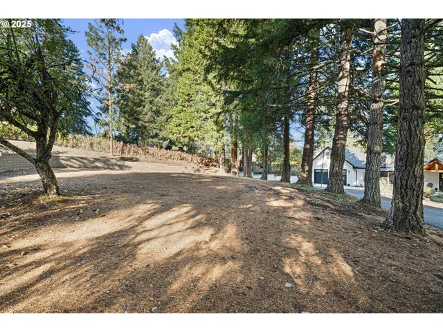 $789,900 | 79579 Abbott Lane, Cottage Grove, OR 97424