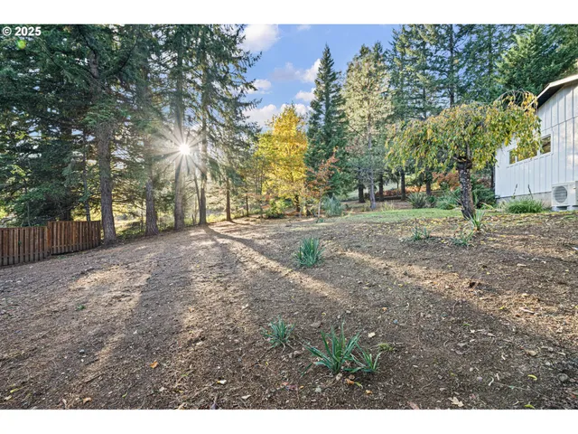 $789,900 | 79579 Abbott Lane, Cottage Grove, OR 97424