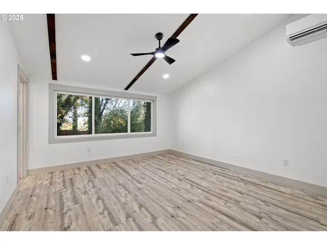 $789,900 | 79579 Abbott Lane, Cottage Grove, OR 97424