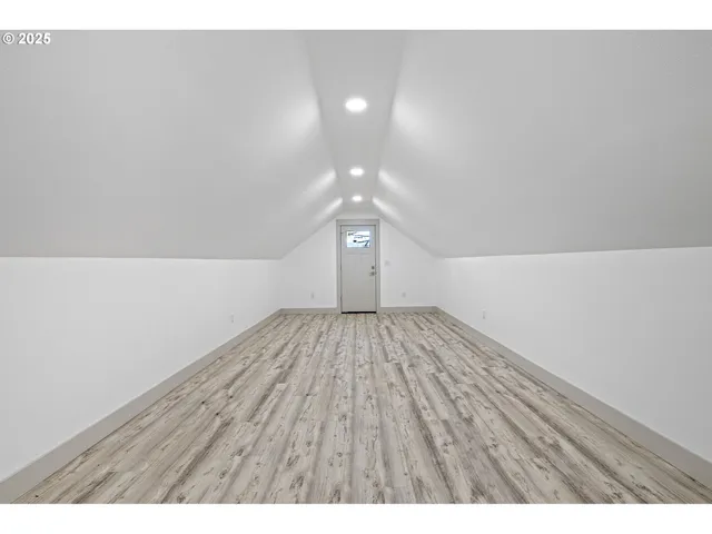 $789,900 | 79579 Abbott Lane, Cottage Grove, OR 97424