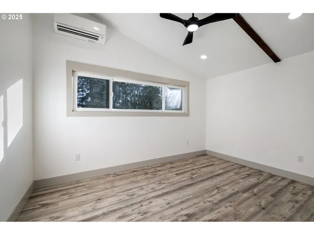 $789,900 | 79579 Abbott Lane, Cottage Grove, OR 97424