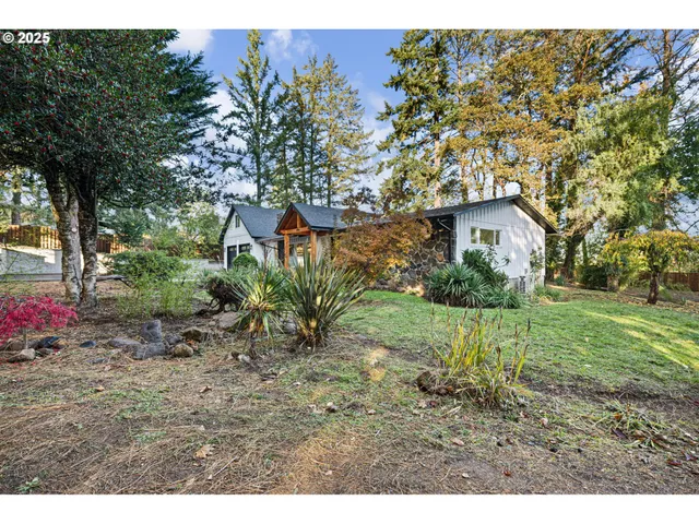 $789,900 | 79579 Abbott Lane, Cottage Grove, OR 97424