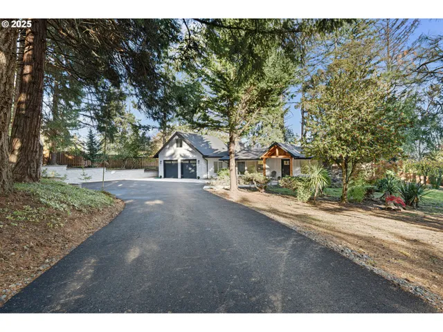 $789,900 | 79579 Abbott Lane, Cottage Grove, OR 97424