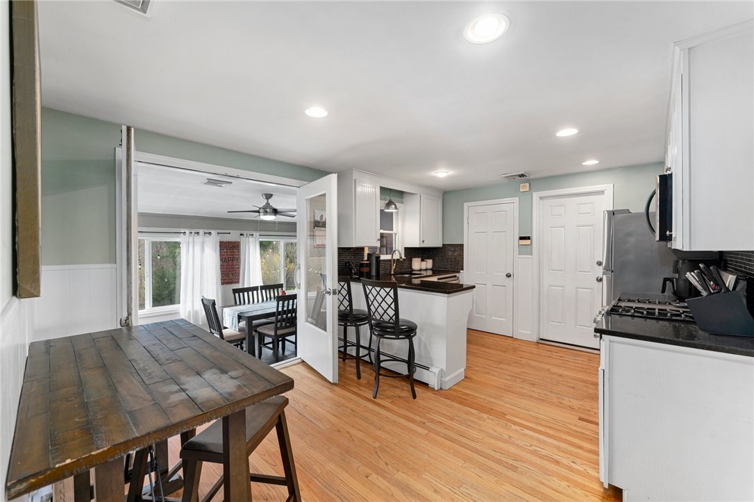 11 George Street Warwick, RI 02888 - Photo 19 of 47 Gallery Image 19