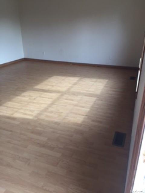 1540 Plank Road Dundee, MI 48131 - Photo 8 of 12 p9.jpg
