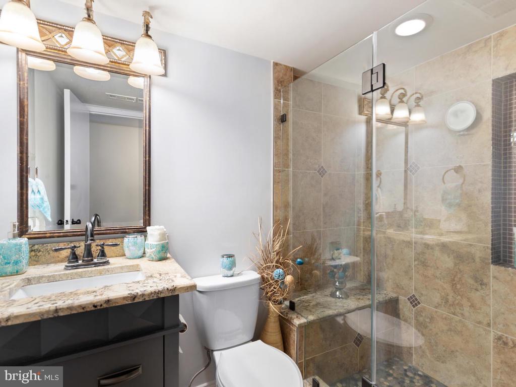 1530 Northgate Square, Unit 1A Reston, VA 20190 - Photo 20 of 24 Gallery Image 20