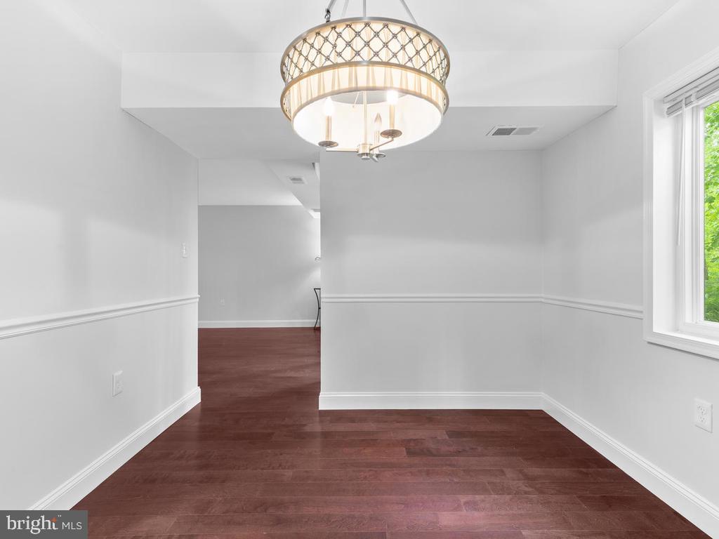 1530 Northgate Square, Unit 1A Reston, VA 20190 - Photo 10 of 24 Gallery Image 10