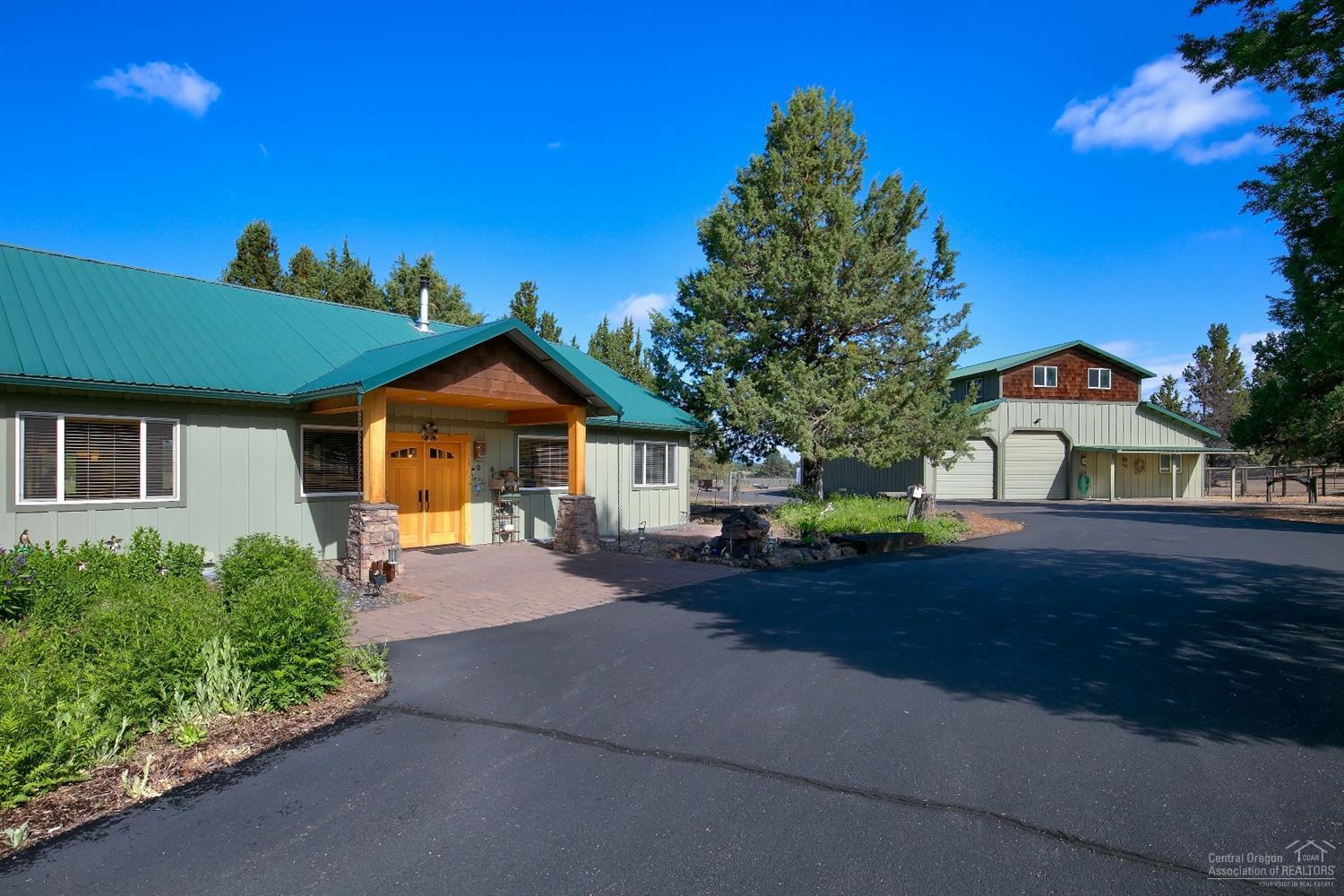 19129 Pinehurst Road Bend, OR 97703 - Photo 3 of 25 Additional Photo