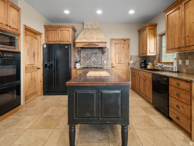5184 Fairview Loop Eden, UT 84310 - Photo 6 of 48